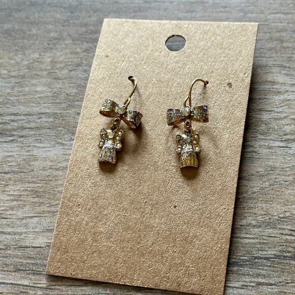 BOGO FREE AB ANEL BOW EARRINGS - Picture 3 of 4